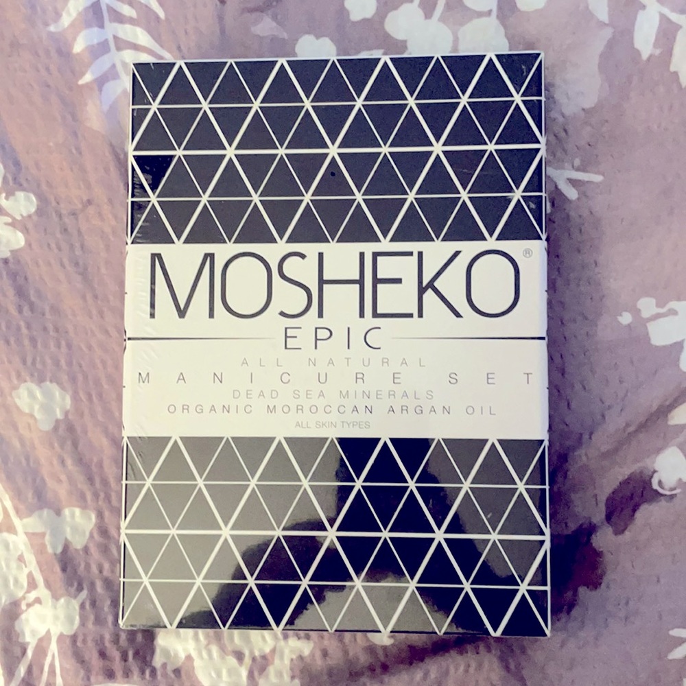 MOSHEKO EPIC ALL NATURAL MANICURE SET